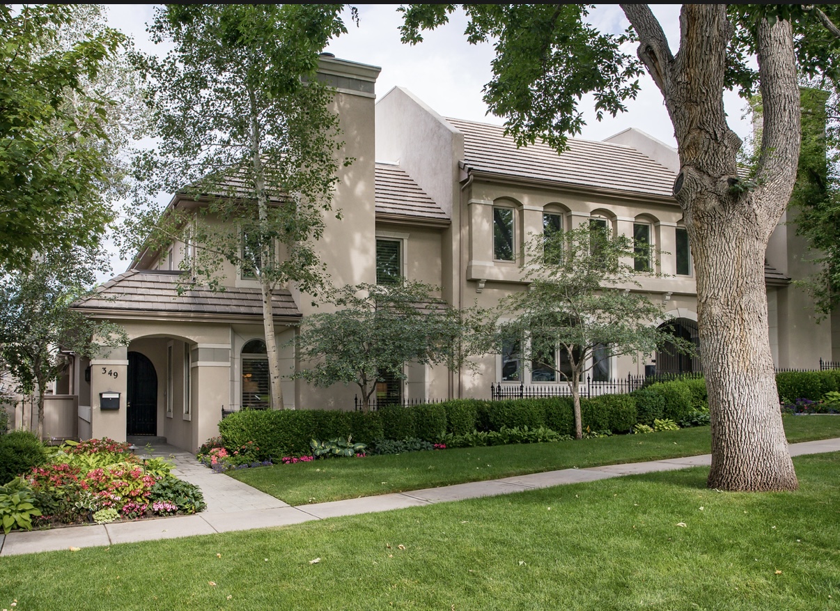 Cherry Creek Denver neighborhood - Luxury living with world-class shopping, dining, and entertainment. Denver's most prestigious addres